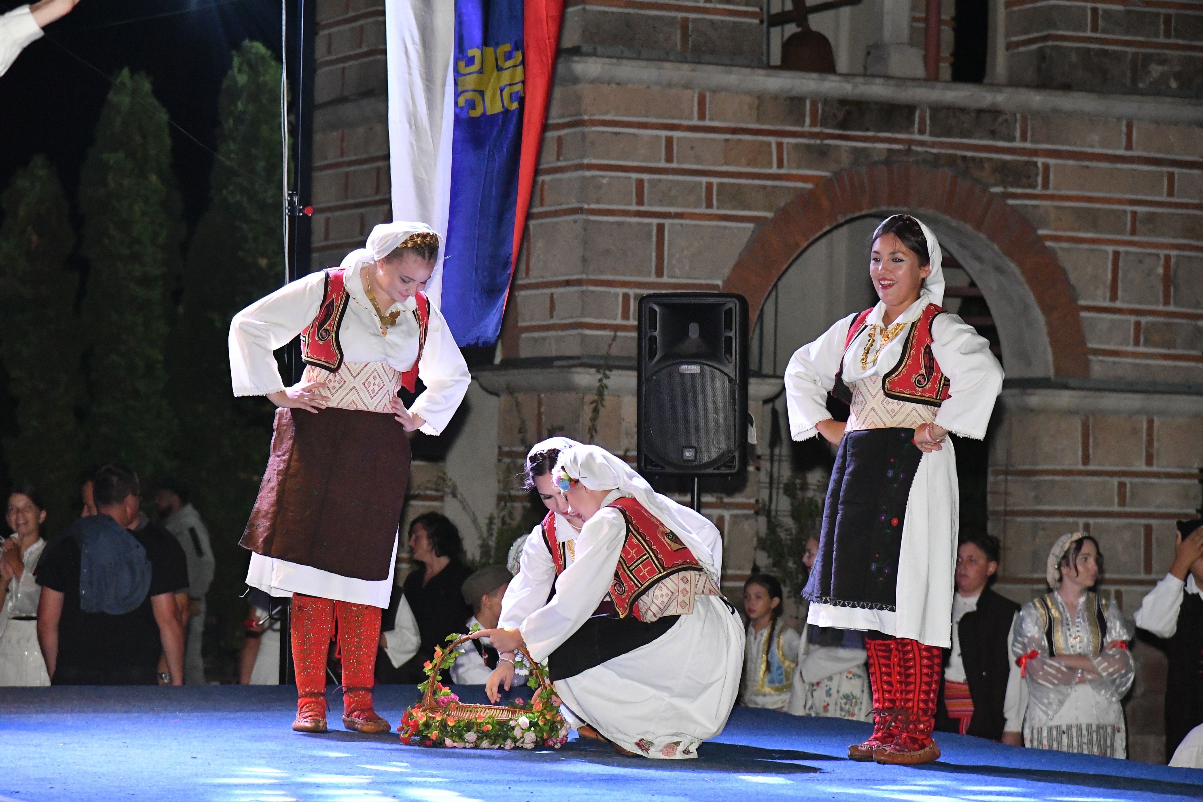 Фотографија из галерије КУД Абрашевић Прилужје